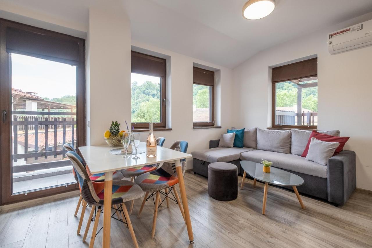 Tarnovgrad Apartments - Free Parking Veliko Tarnovo Eksteriør billede